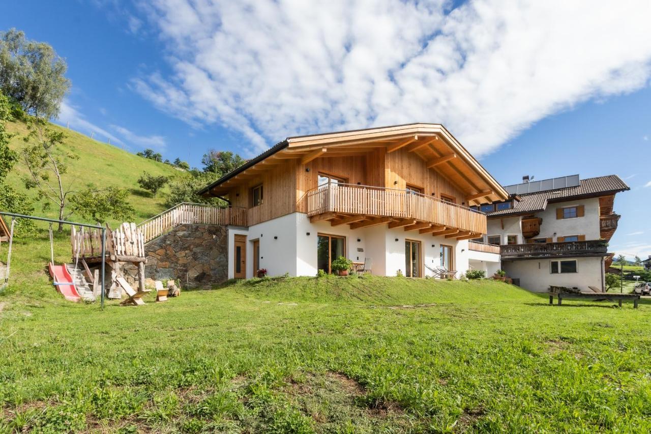Hauserhof Chalet In Villanders - Moderne Wohnungen Mit 2 Badezimmer Und 2 Schlafzimmer Villandro Exterior foto
